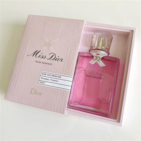 dior rose essence perfume.